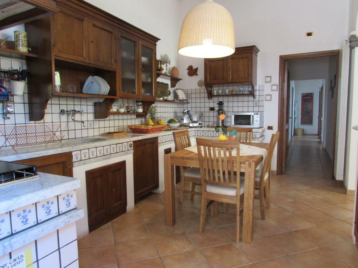 Ferienwohnung Conosco Un Posticino Lerici Exterior foto